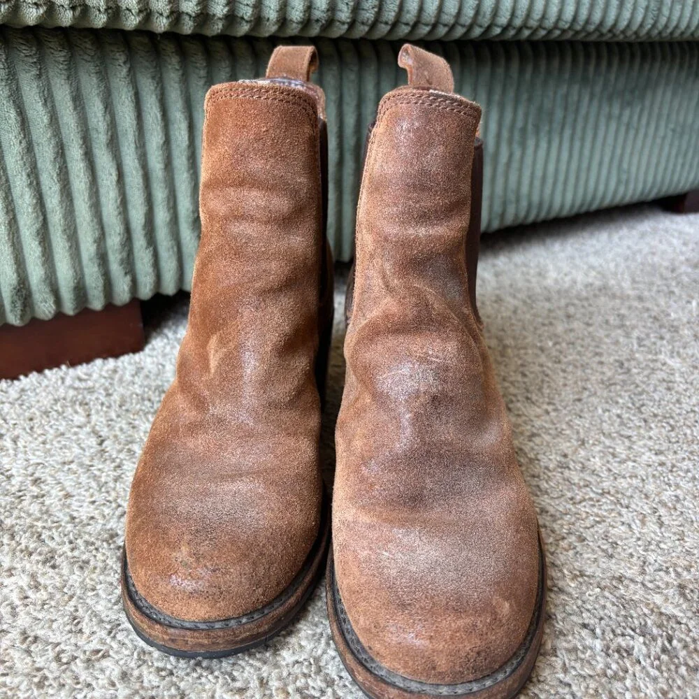 Frye Sabrina Chelsea Leather Ankle Booties Distressed Brown - Picture 3 of 7